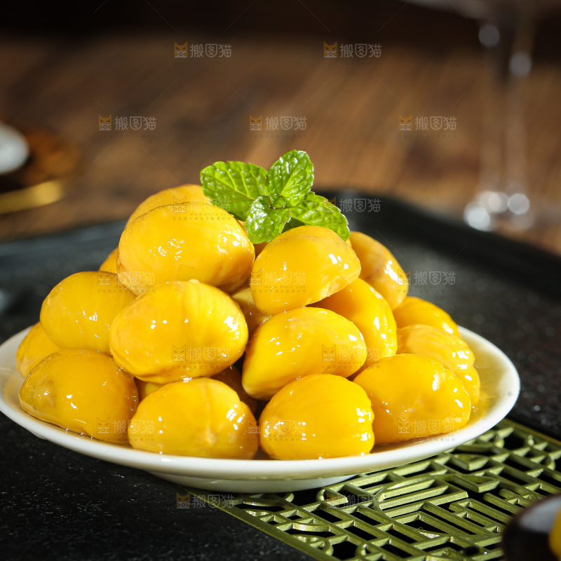 深底上的板栗仁
