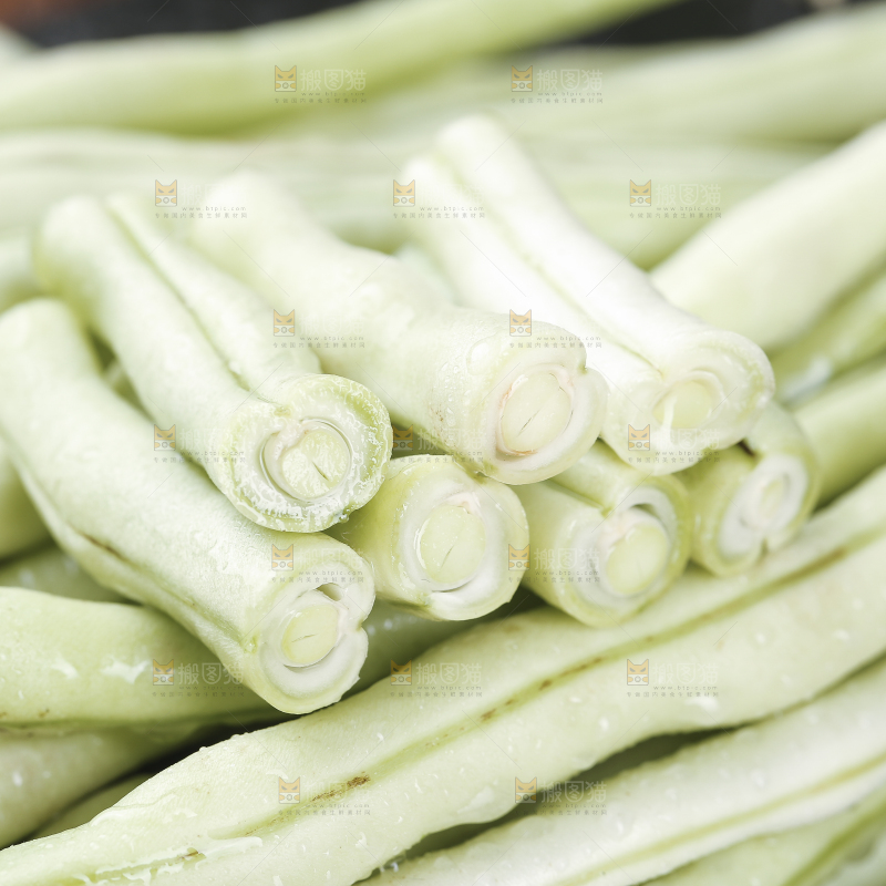 木底上的白芸豆角