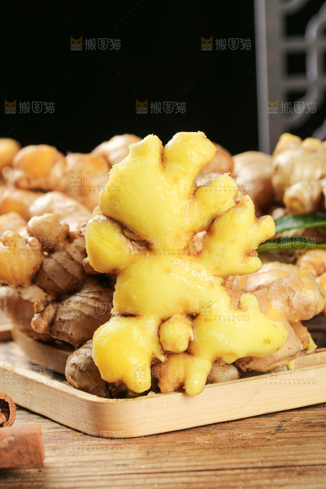 深底上的小黄姜