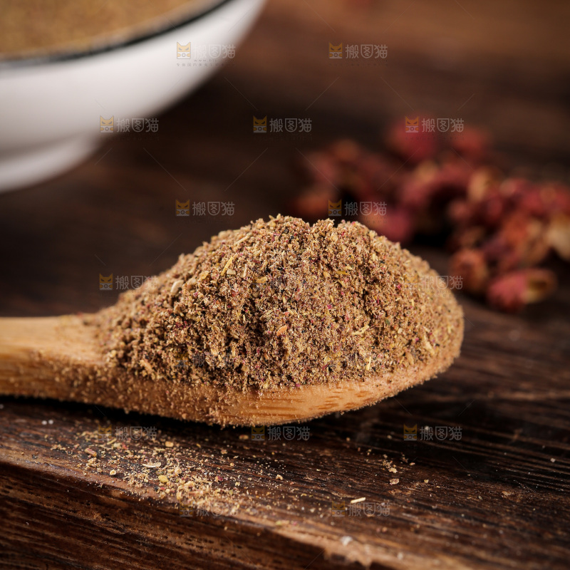 深底上的花椒粉