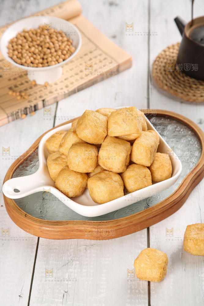 浅底上的油豆泡