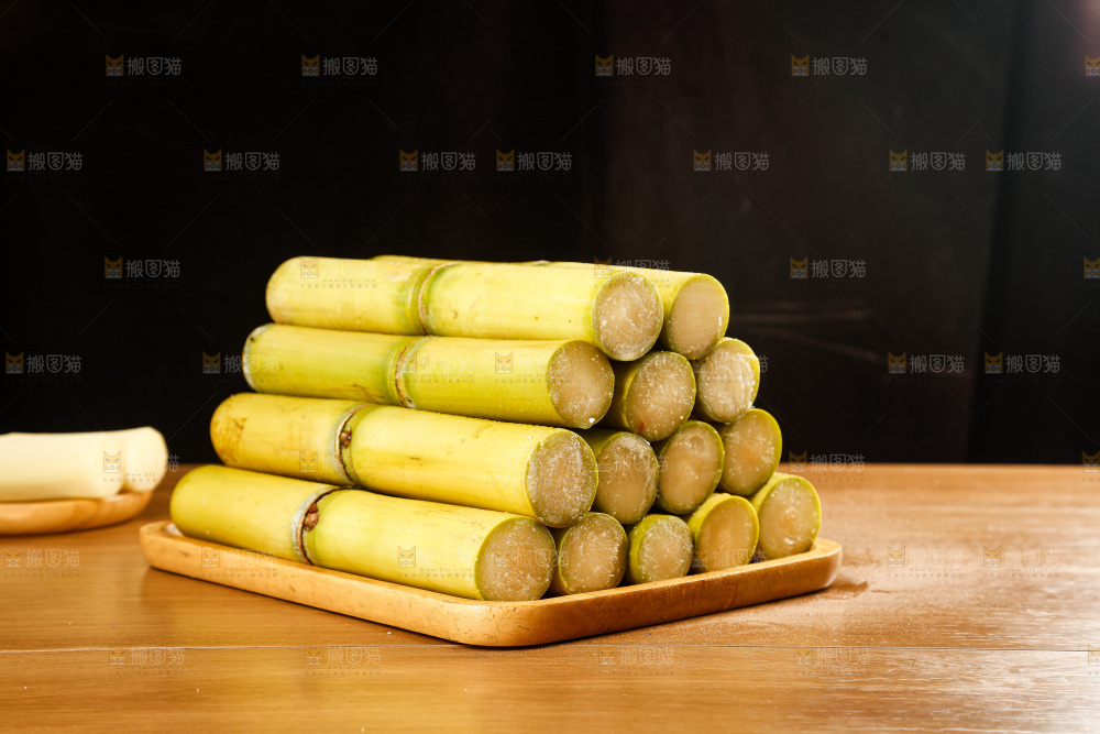 深底上的黄皮甘蔗