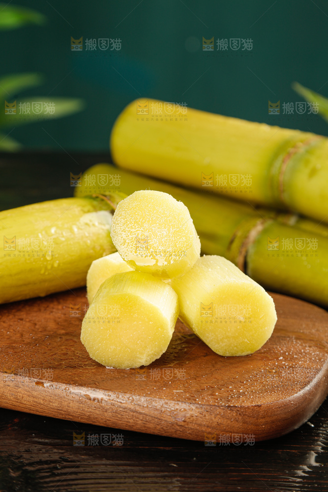 深底上的黄皮甘蔗