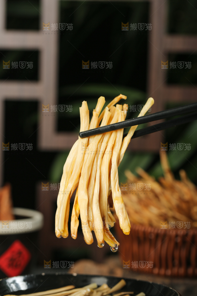 深底上的黄花菜