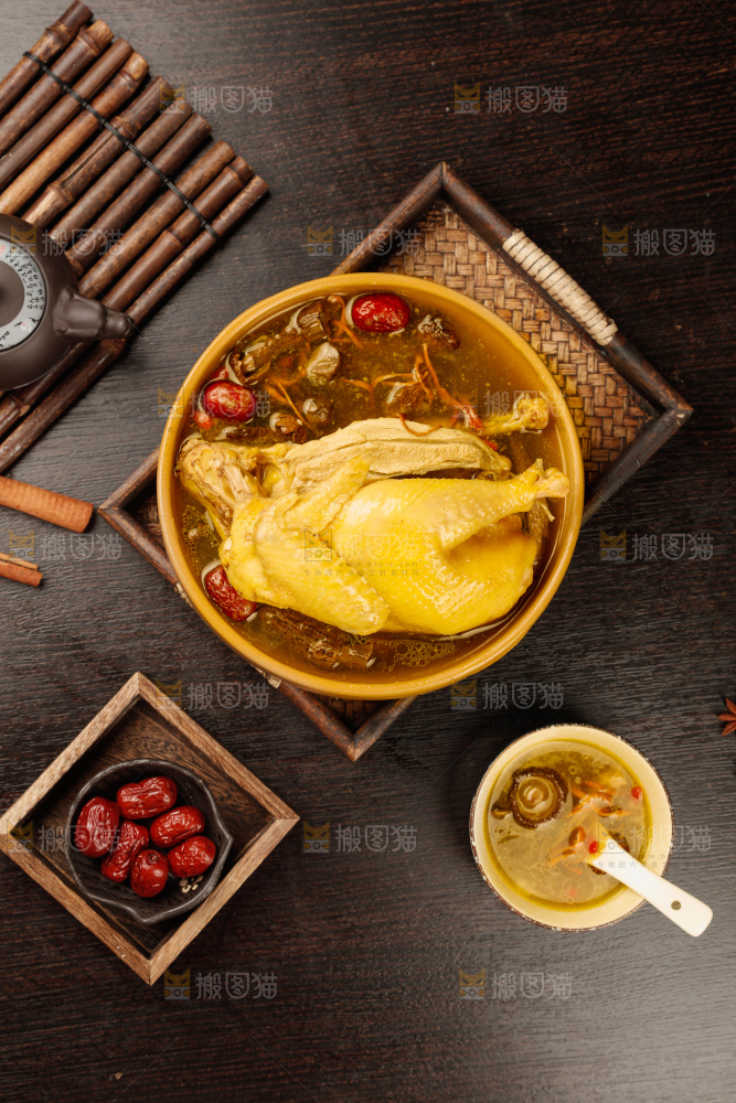 深底上的鸡汤
