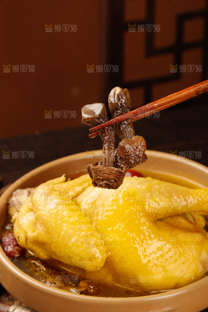 深底上的鸡汤