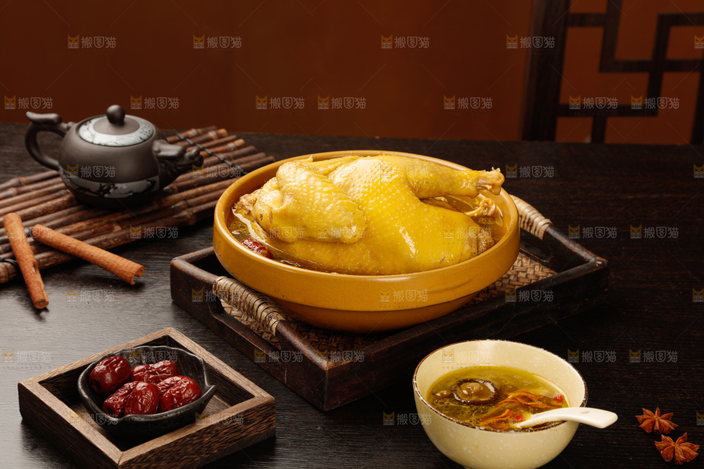 深底上的鸡汤