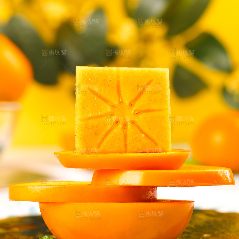 浅底上的磨盘柿子