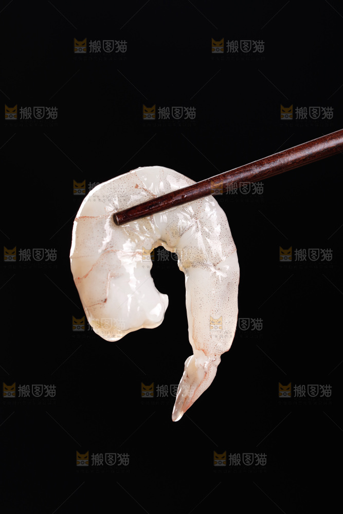 深底上的虾仁
