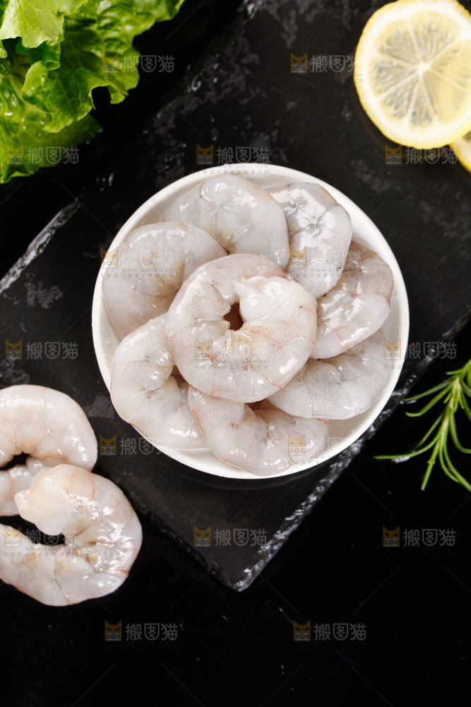 深底上的虾仁