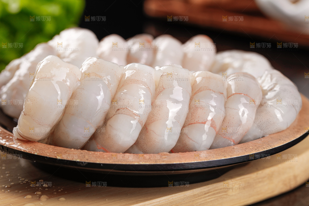 深底上的虾仁