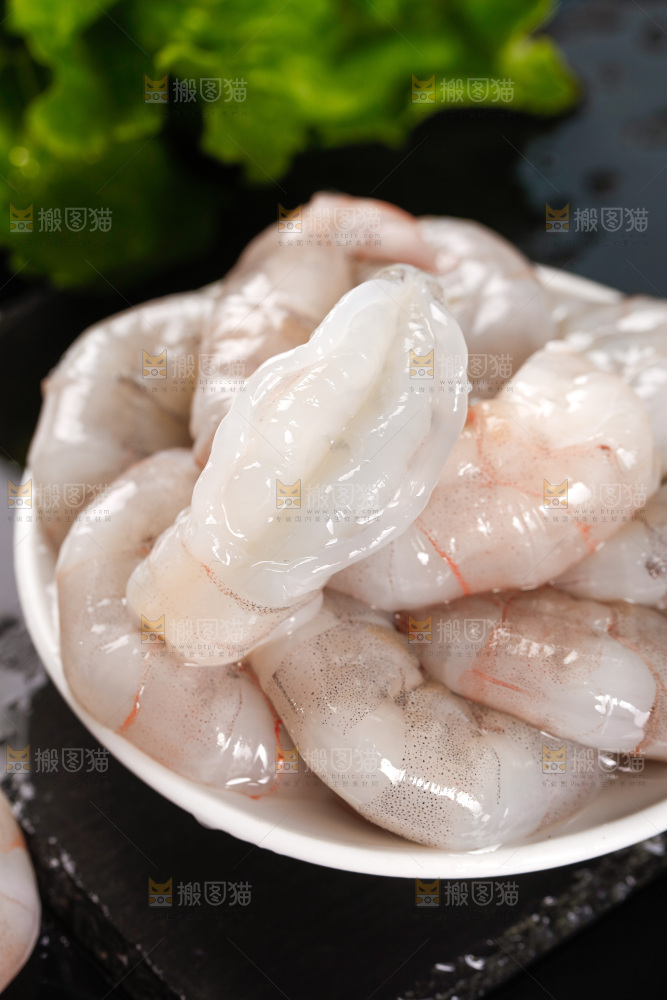 深底上的虾仁