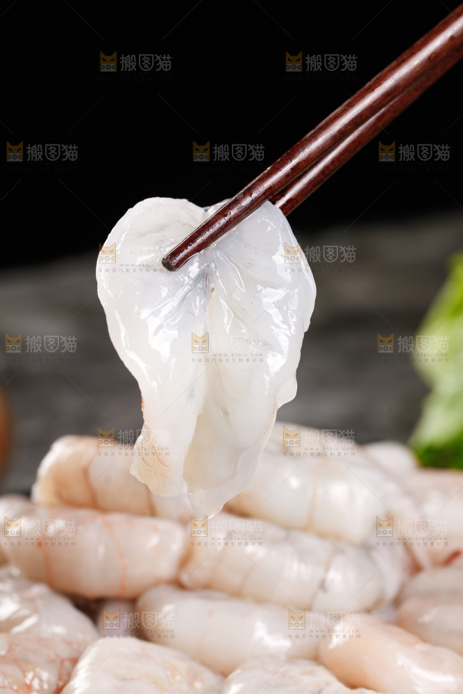 深底上的虾仁