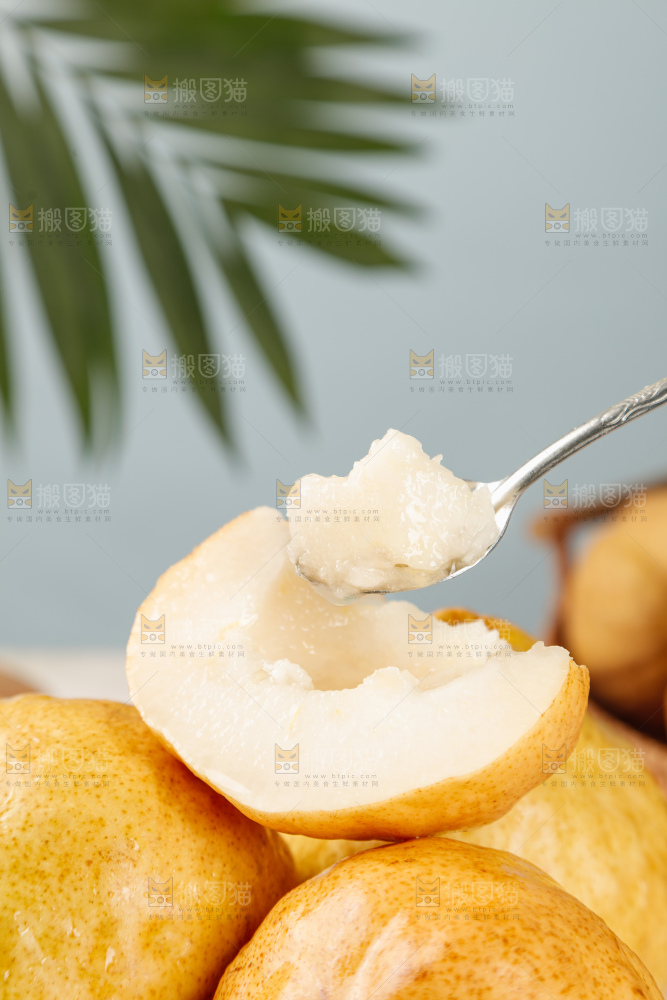 手里拿的丑梨