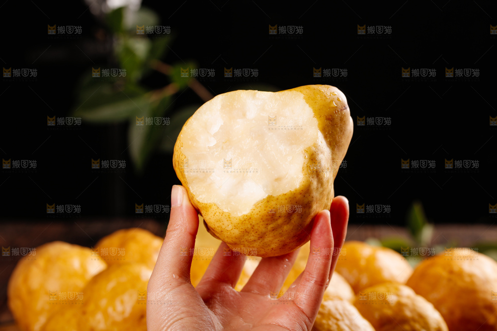 深底上的丑梨