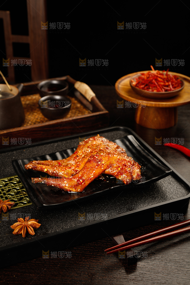 麻辣兔腿