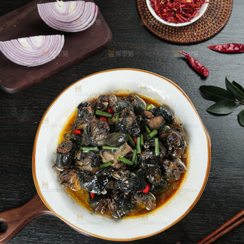 辣炒乌鸡