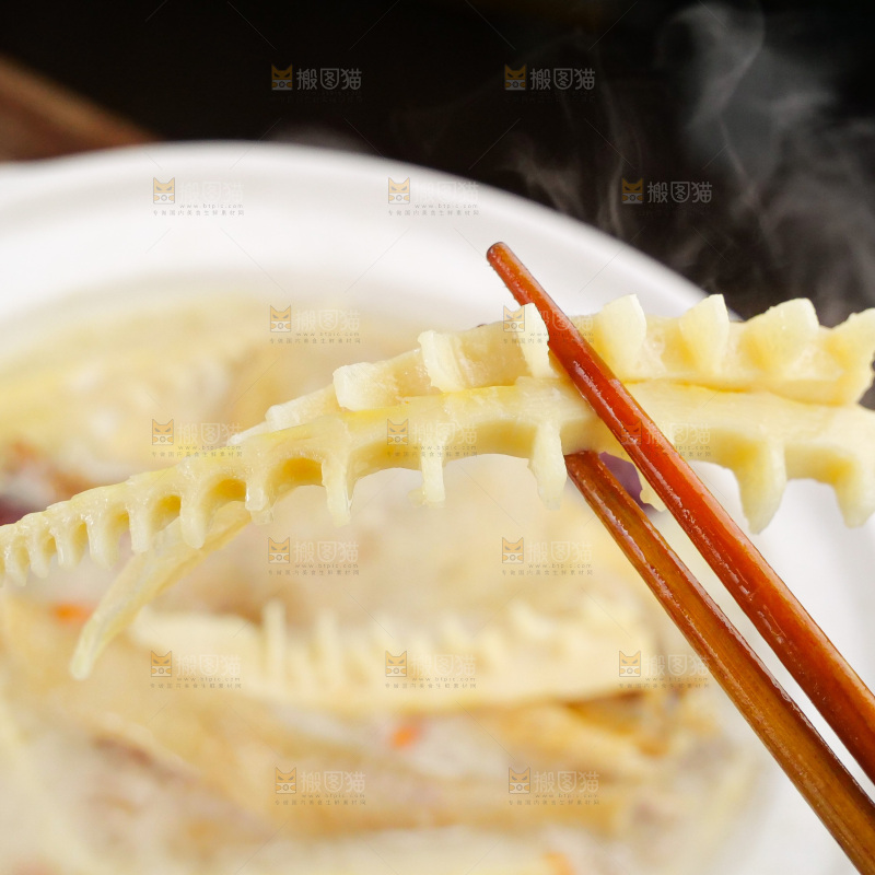 雷笋鸡汤