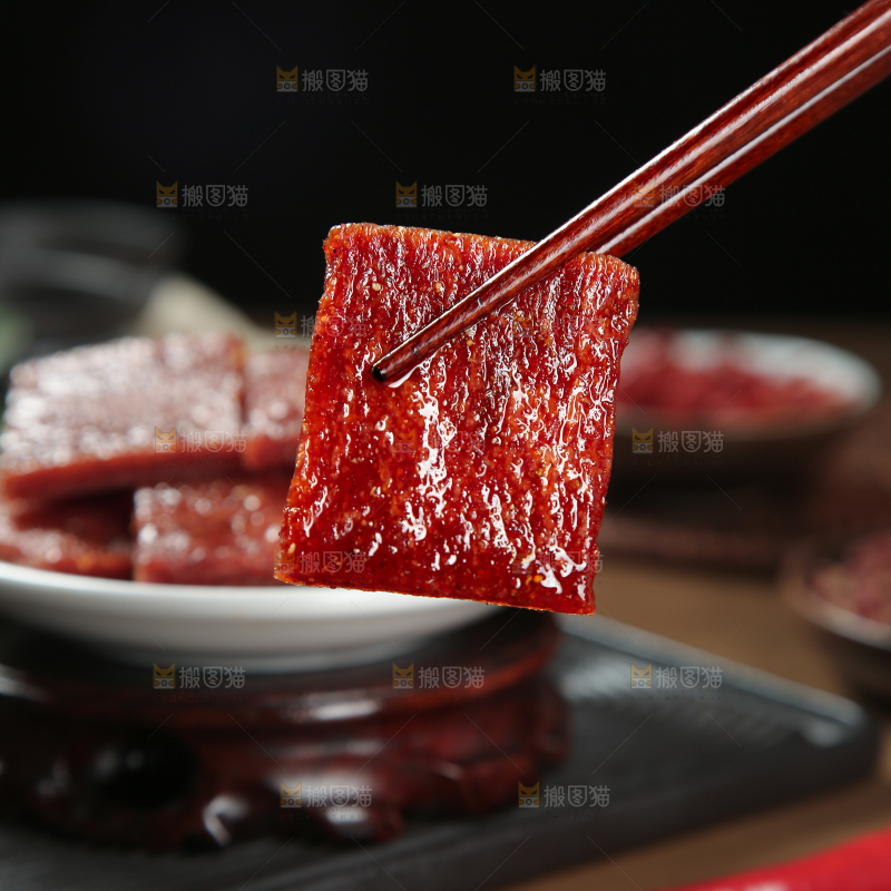 亲嘴烧辣条