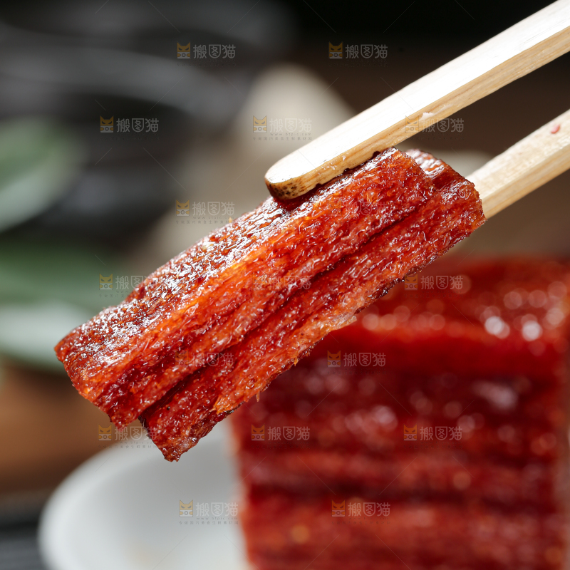 亲嘴烧辣条