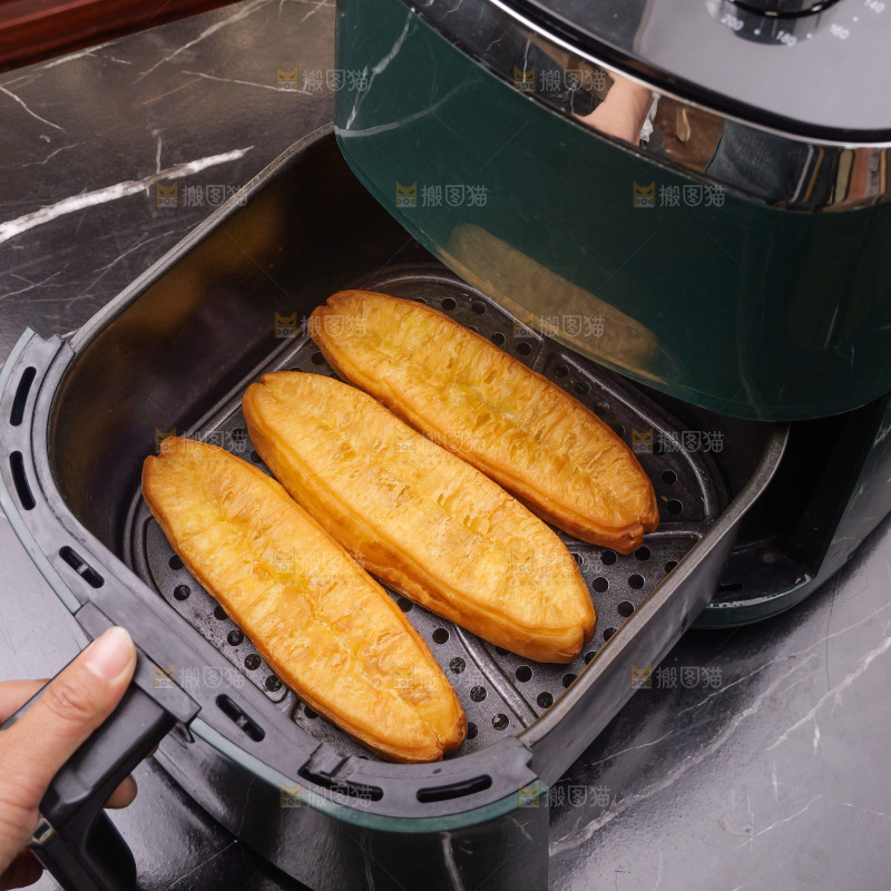 牛奶油条