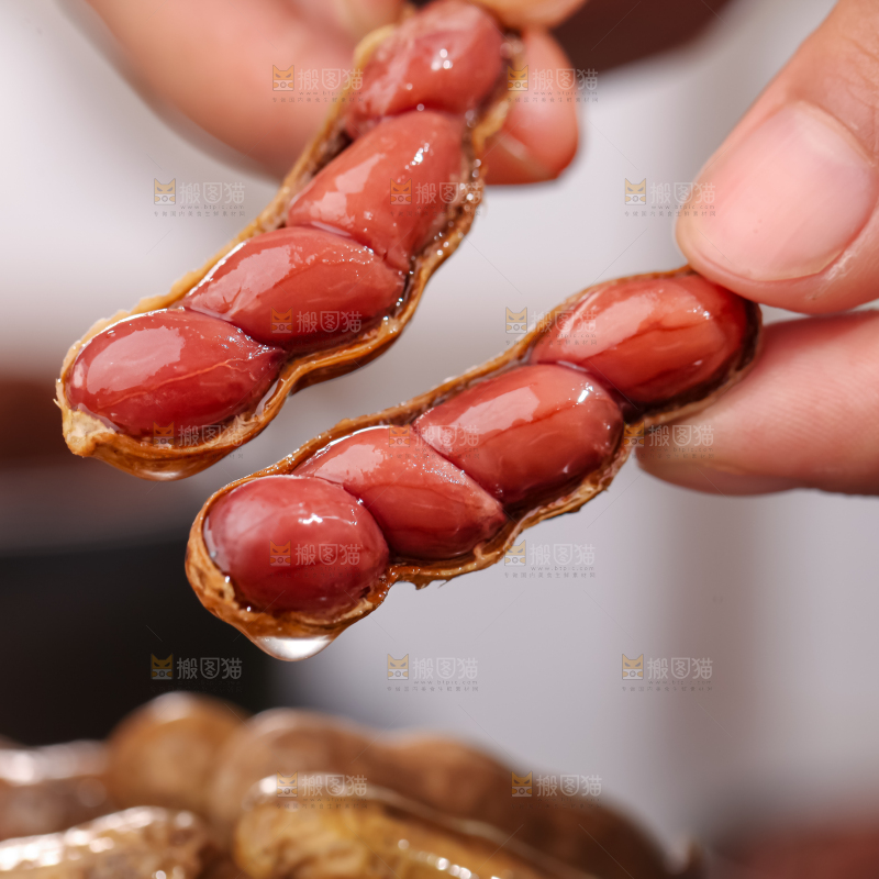卤花生