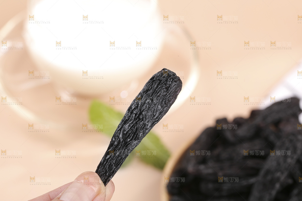 蓝宝石葡萄干