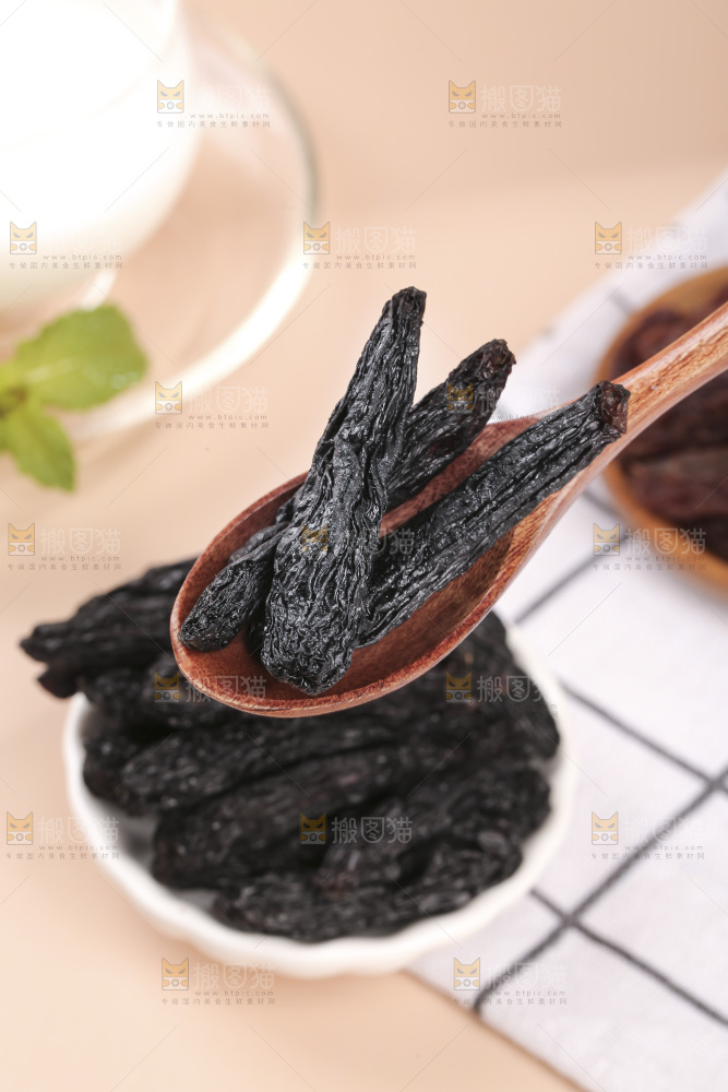 蓝宝石葡萄干