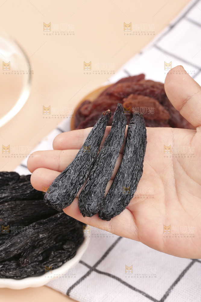 蓝宝石葡萄干