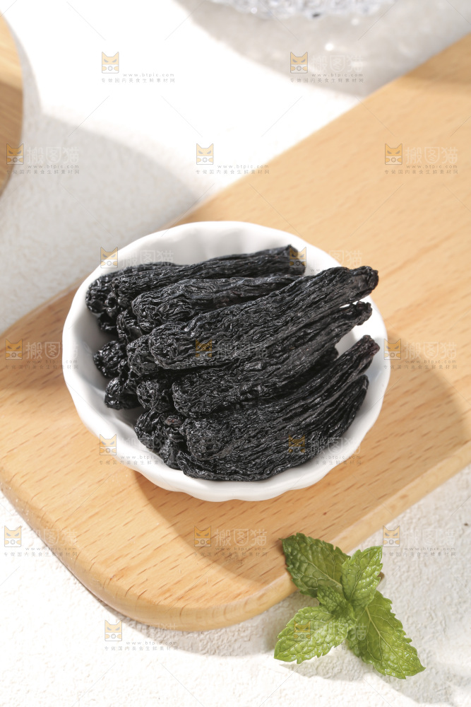 蓝宝石葡萄干
