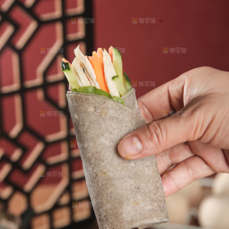 黑全麦卷饼