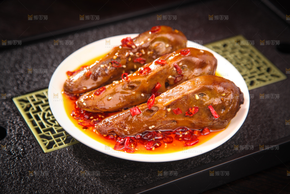 卤鸭头