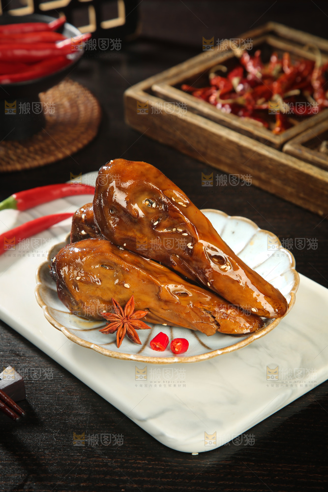 卤鸭头