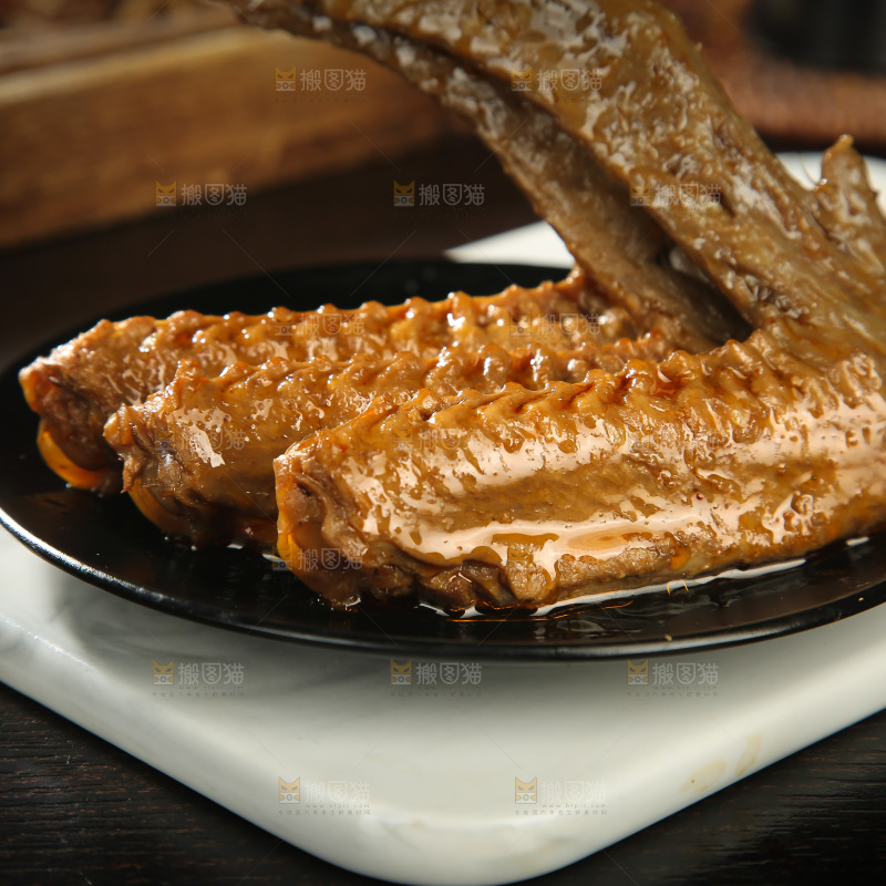 卤鸭翅