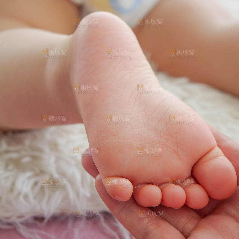 婴儿