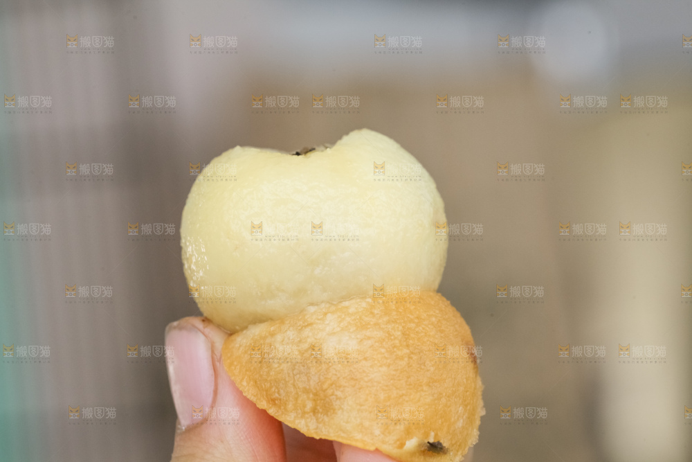 白玉枇杷
