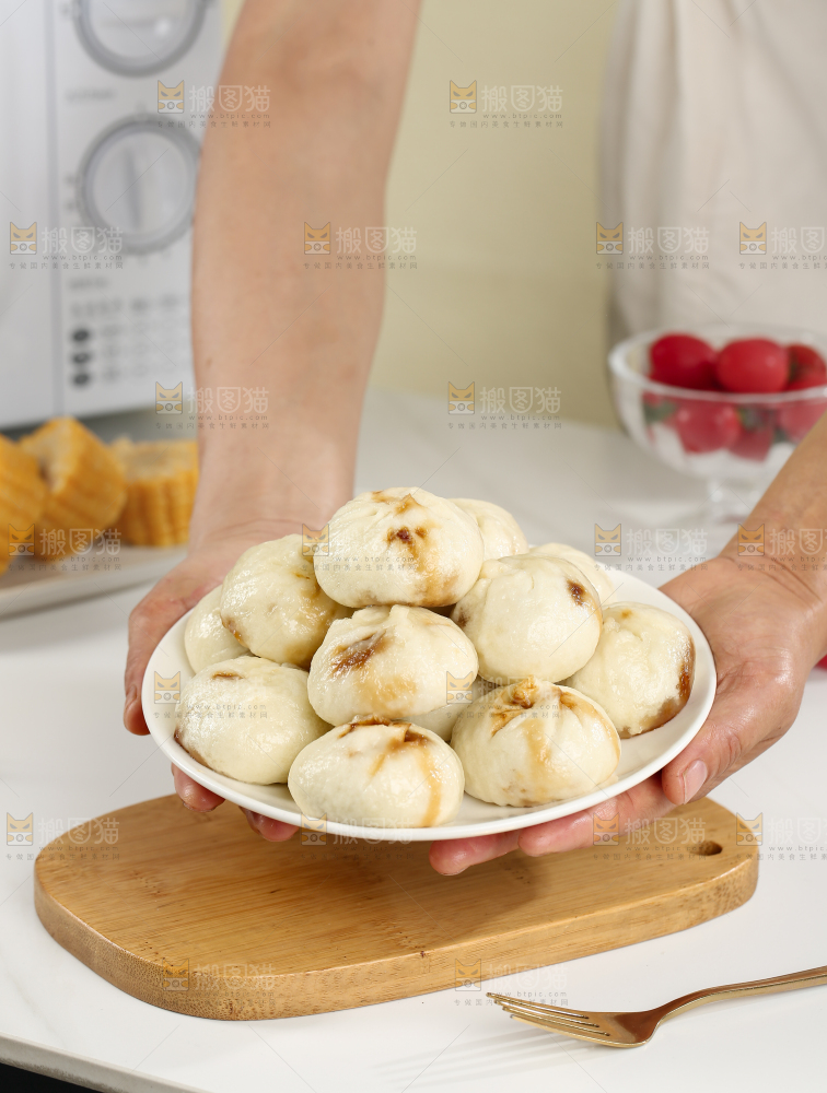 微波小包子