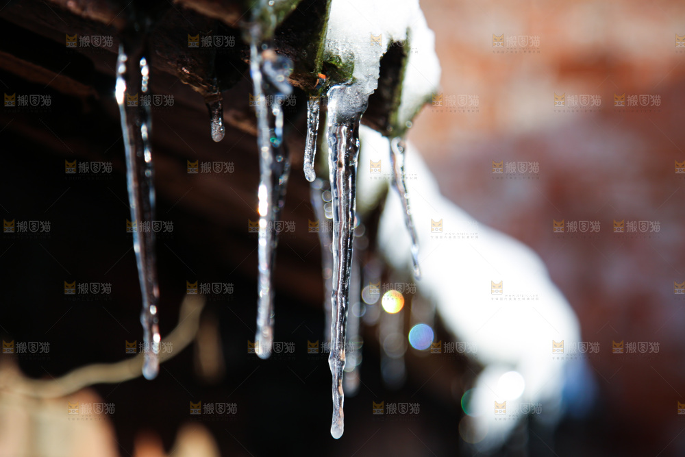 村落雪景下雪