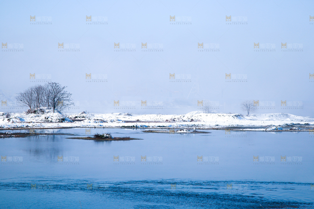村落雪景下雪