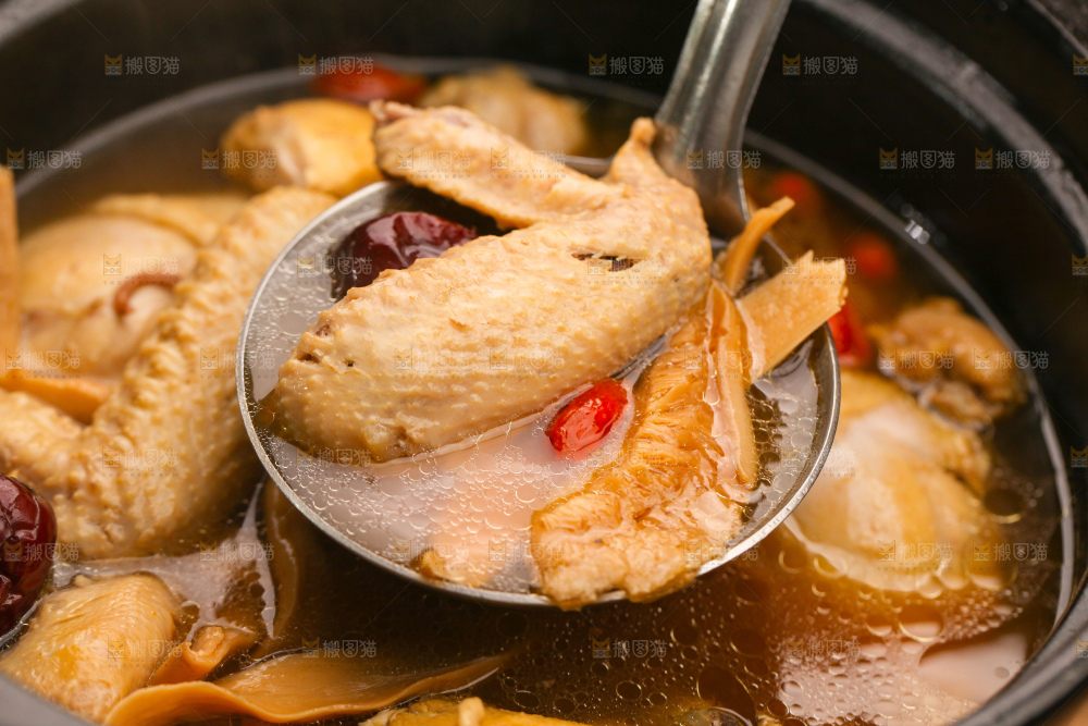 白松茸鸡汤