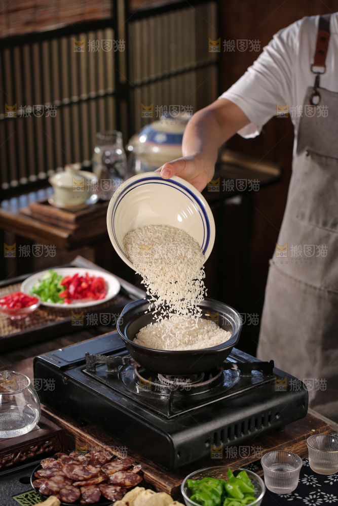 煲仔饭制作