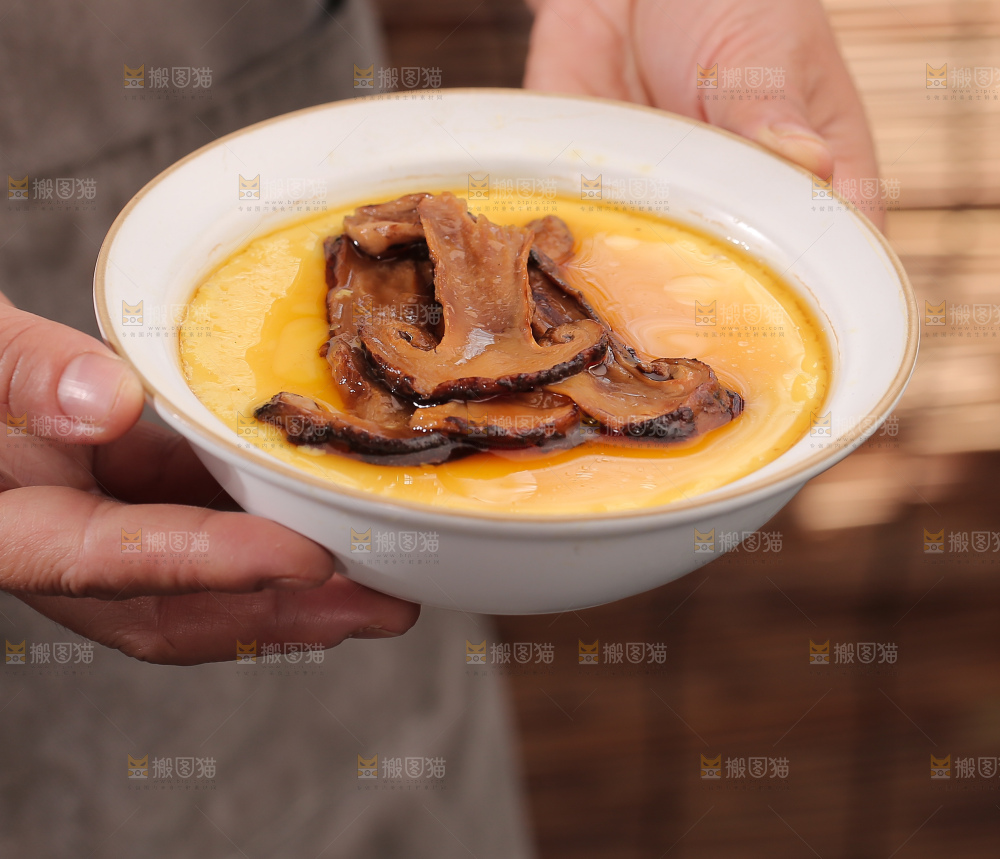 松茸片蒸蛋
