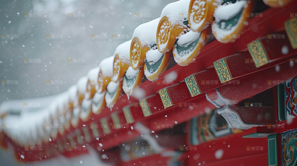 宫殿冬季飘雪新年传统建筑红墙