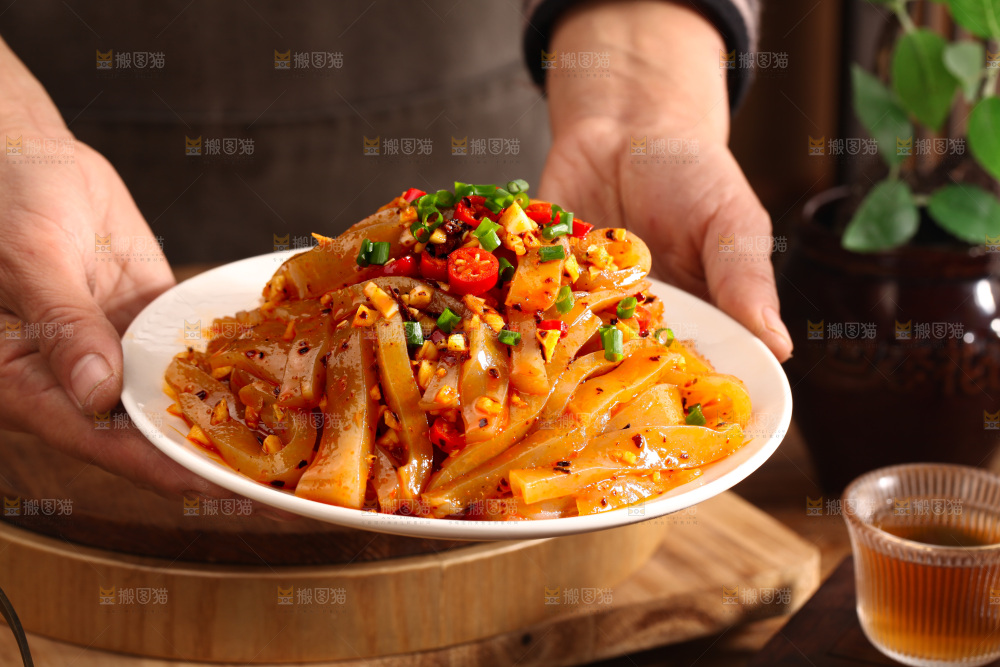 凉拌魔芋豆腐
