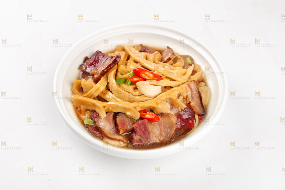 龙笋干烧腊肉
