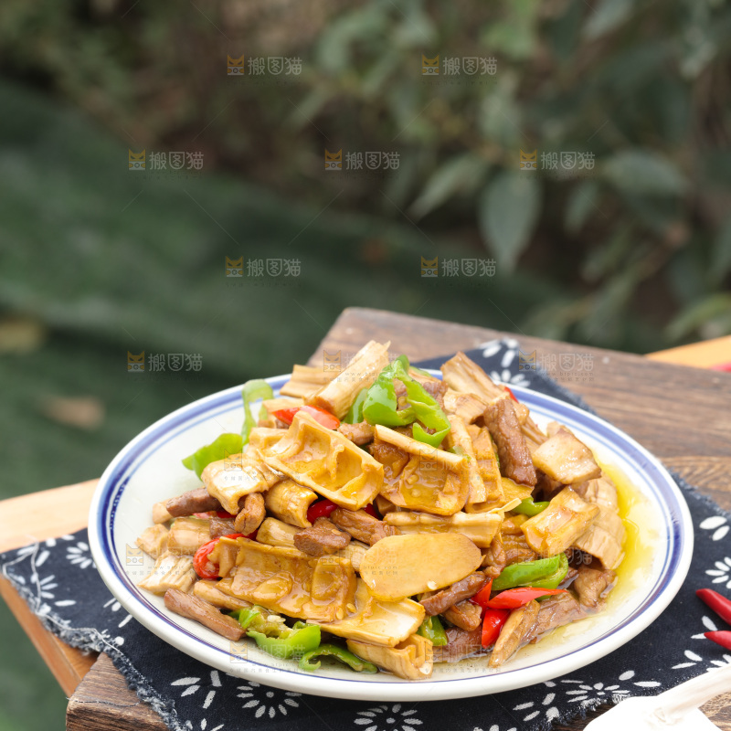 熊猫笋炒腊肉