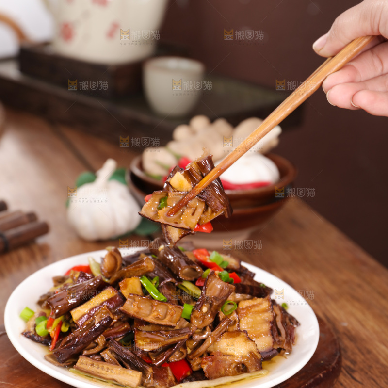 牛尾笋炒腊肉