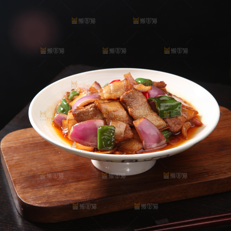 洋葱炒肉