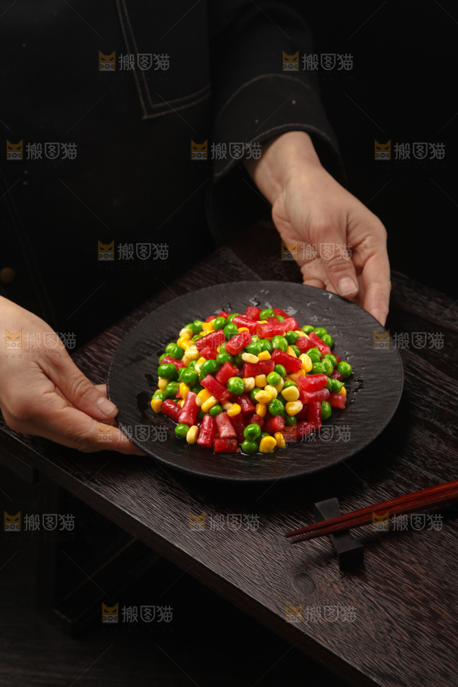 腊肠炒豌豆