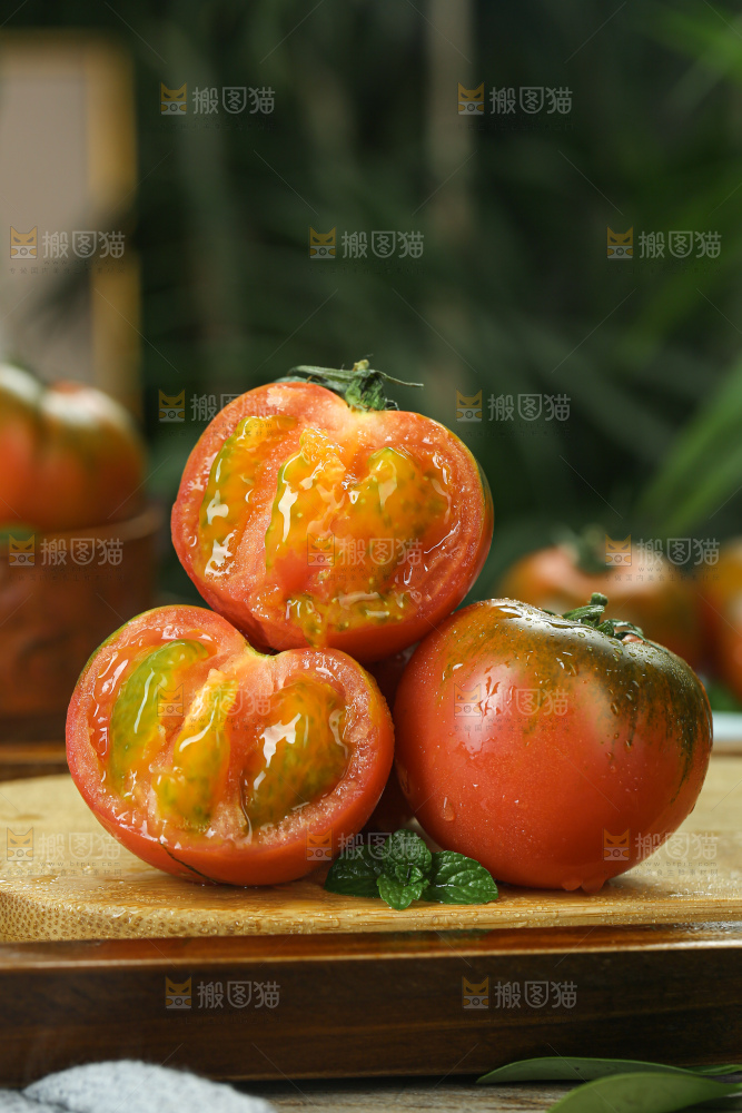 铁皮草莓柿子